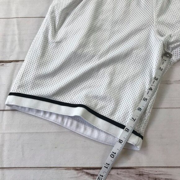 Nike Men Medium White Dry Classic Basketball Shorts - Picture 5 of 14